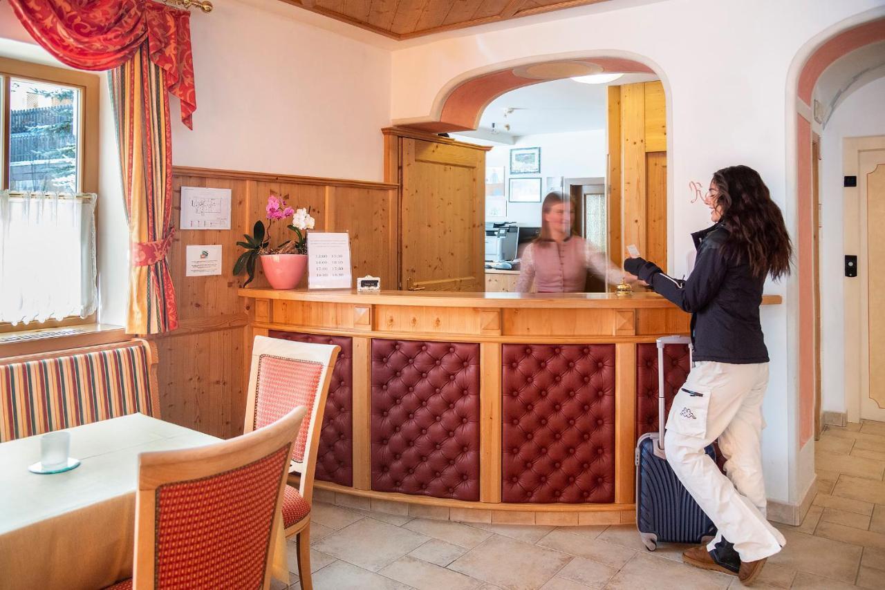 Hotel Gran Fanes Corvara In Badia Exterior photo