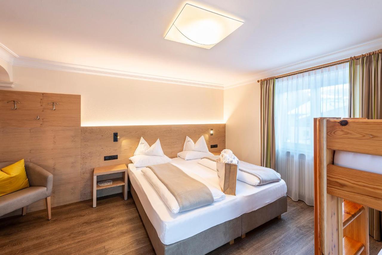 Hotel Gran Fanes Corvara In Badia Exterior photo